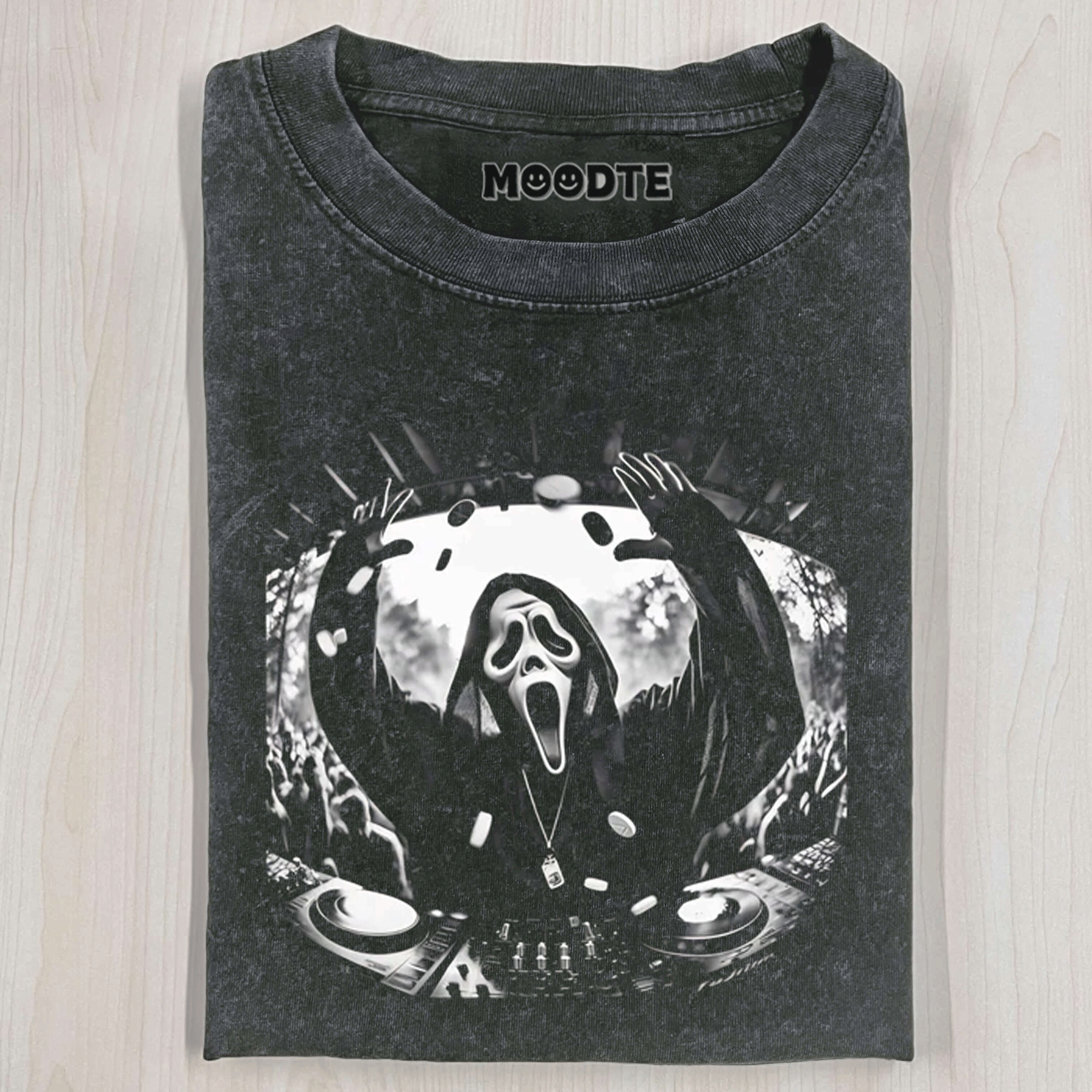 SCREAM NIGHT SHIRT